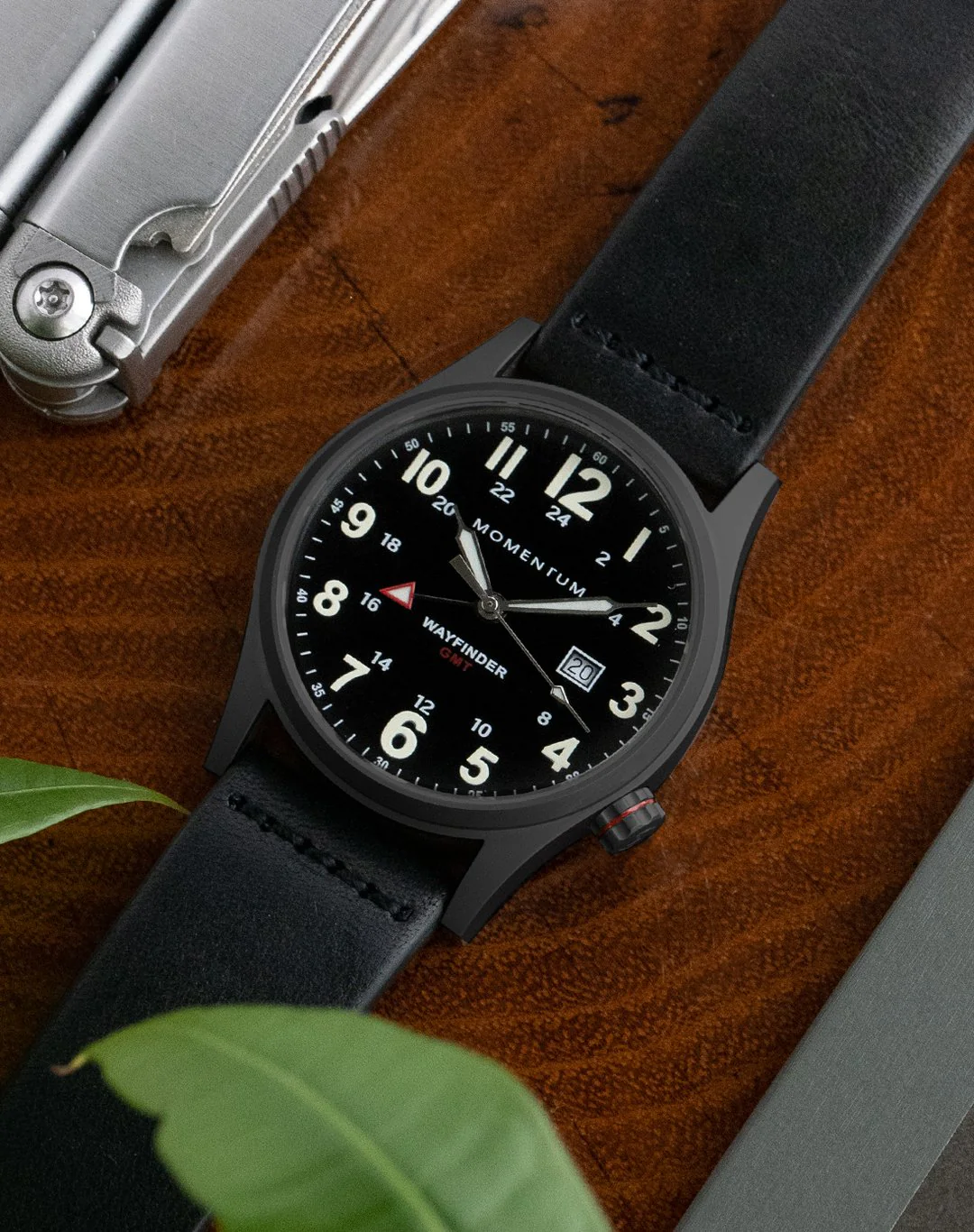 Momentum - Wayfinder GMT 40mm - Image 2