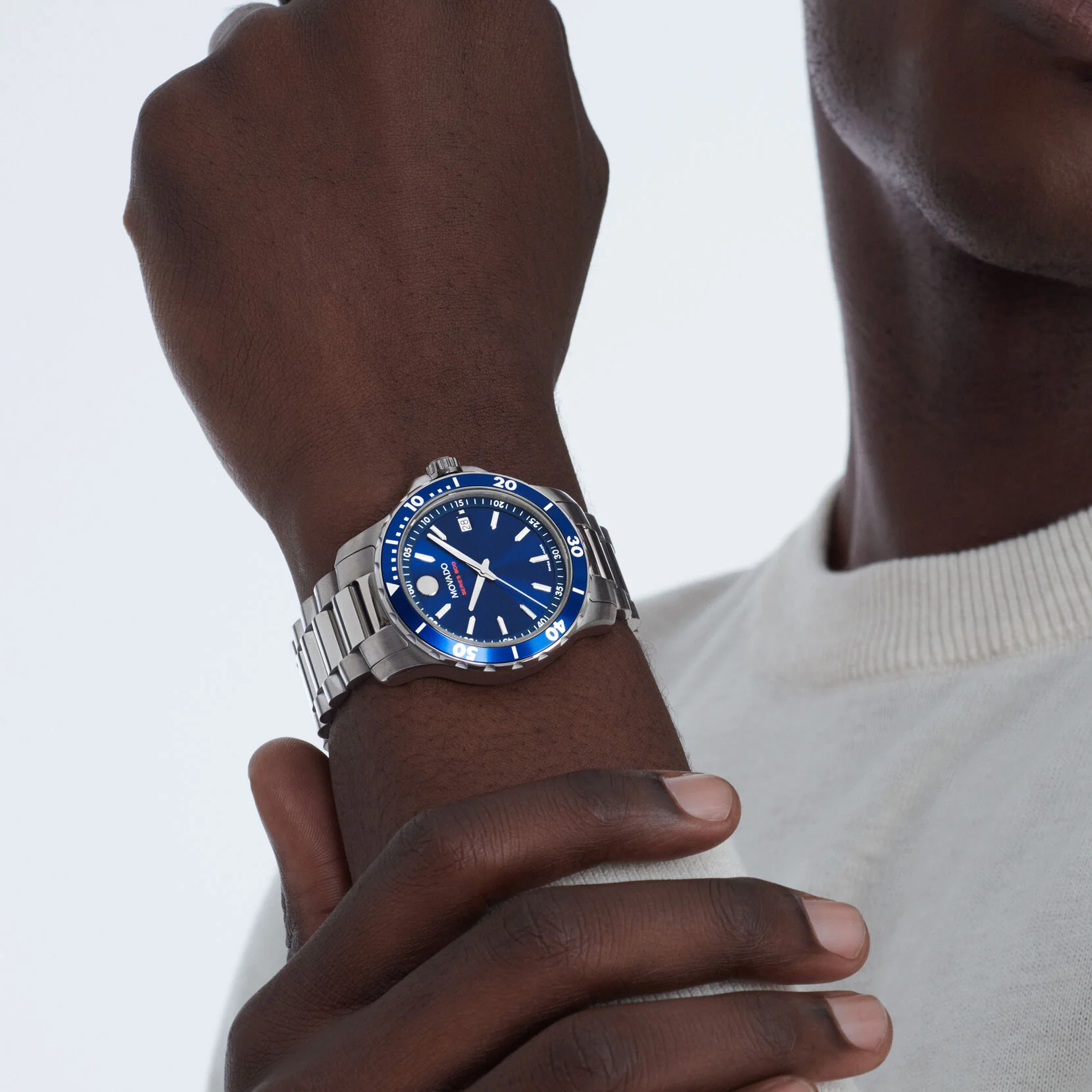 Movado Series 800 - Gunmetal with Blue Dial - Image 4