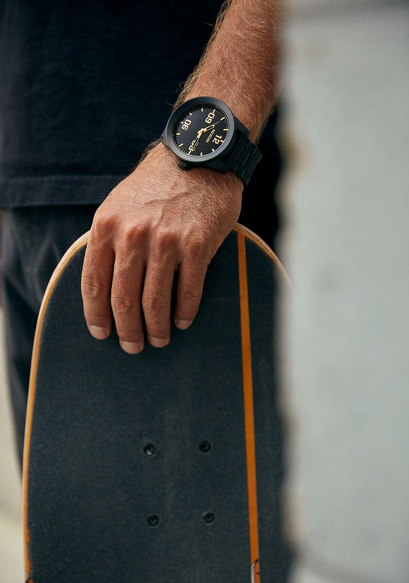 Nixon Corporal 48mm SS - Matte Black/Gold - Image 5
