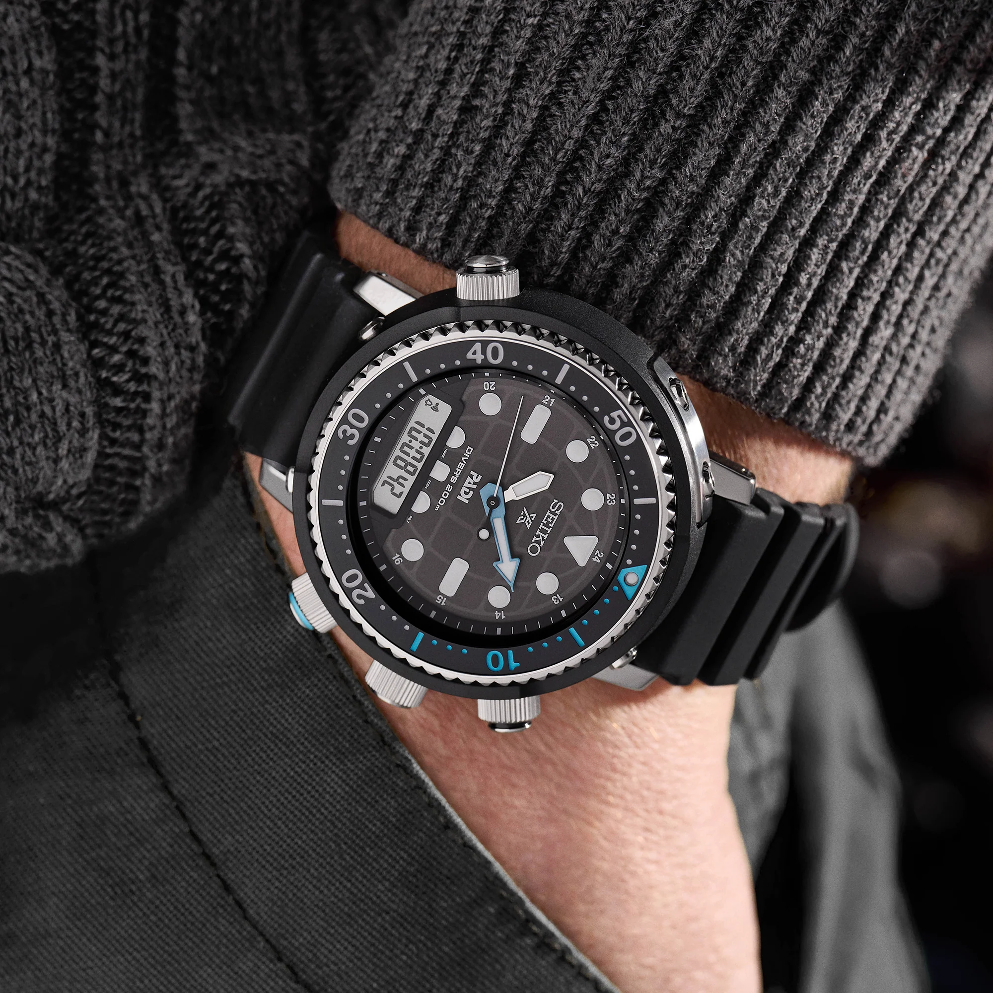 Seiko Prospex - Arnie Solar Tuna PADI Dive Watch - Image 3