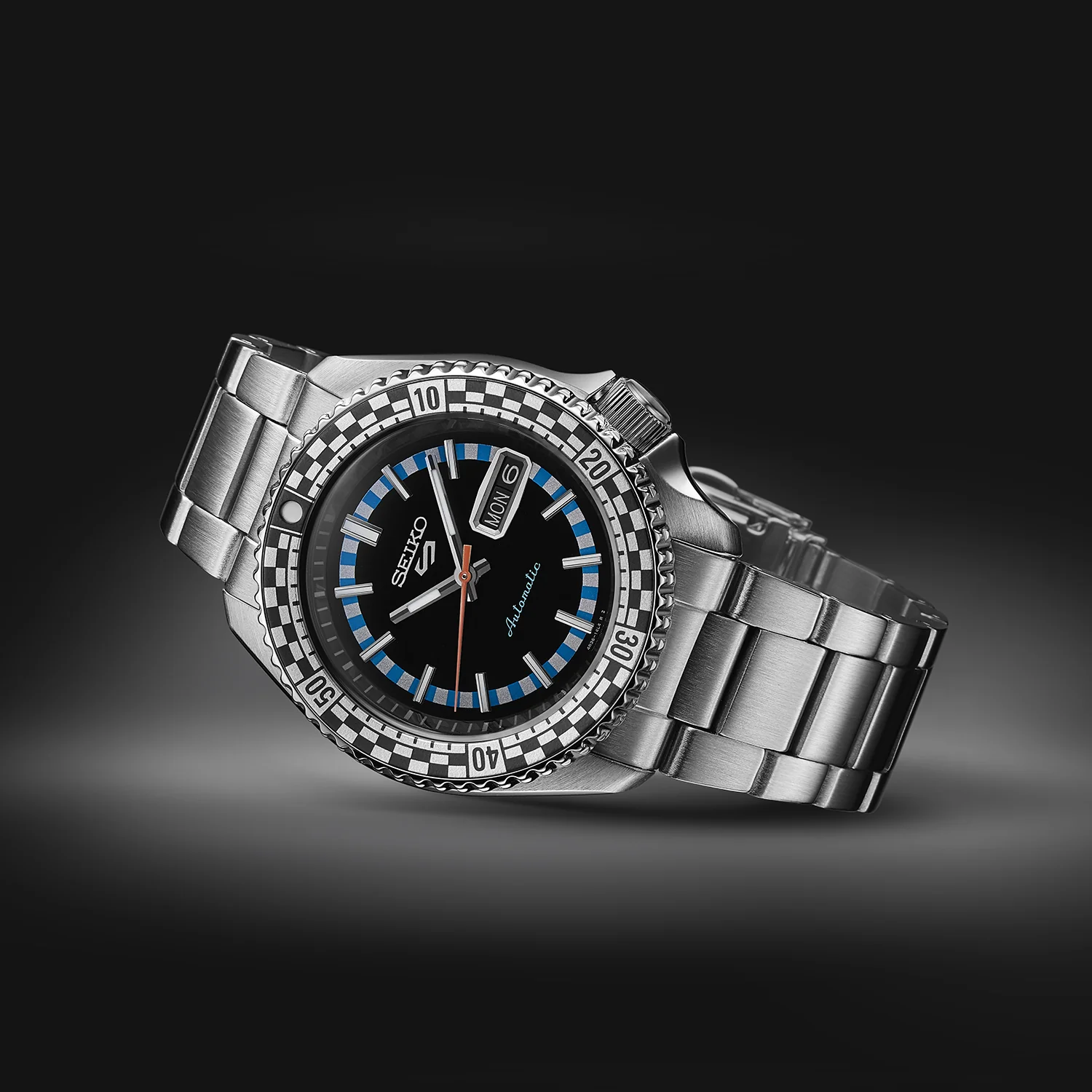 Seiko 5 Sport Retro 1969 - Black & White ‘Checker Flag’ - Image 5