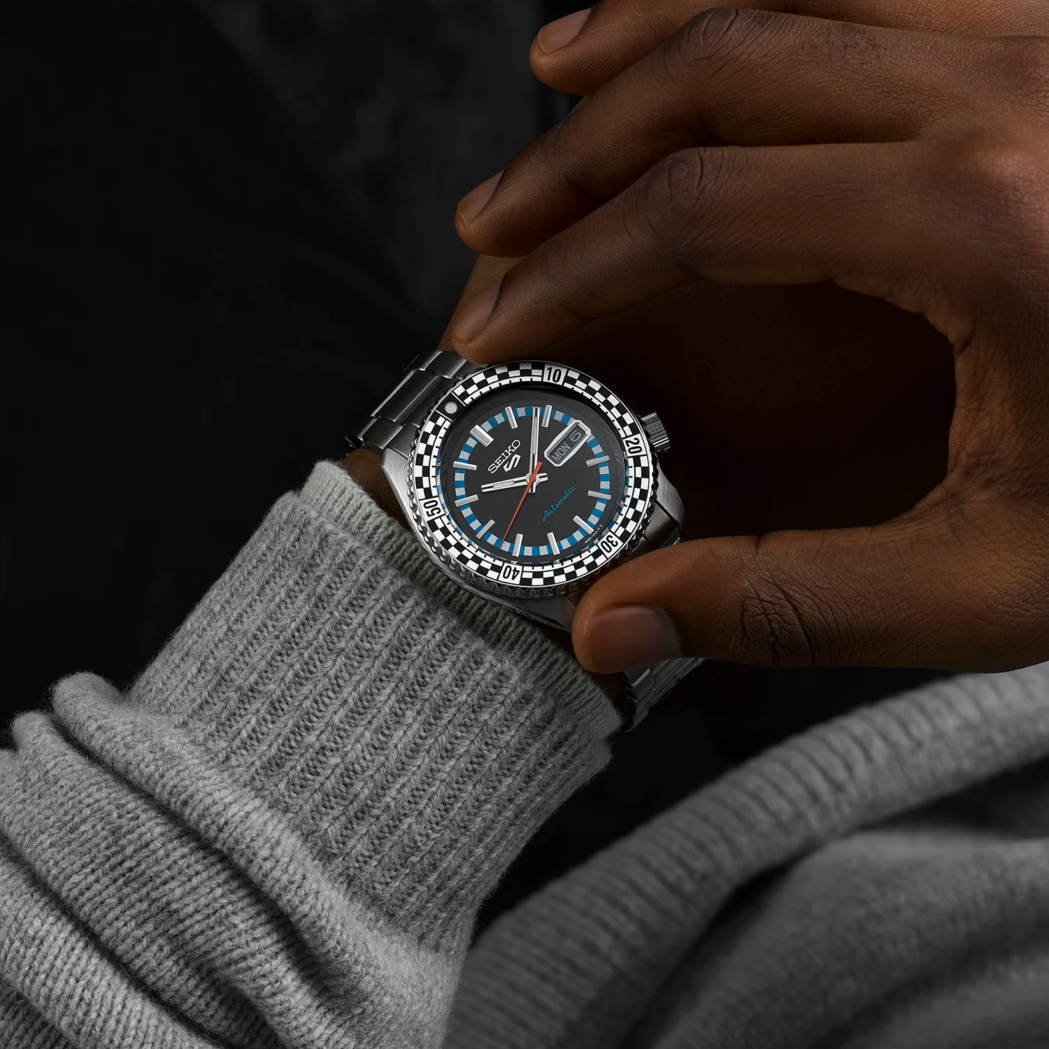 Seiko 5 Sport Retro 1969 - Black & White ‘Checker Flag’ - Image 6