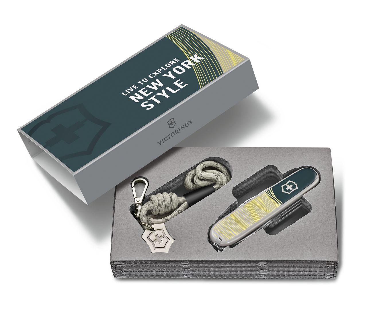 Victorinox - Medium Swiss Army Knife - SAKS in the City - Image 7