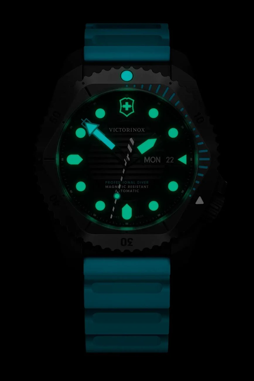Victorinox Watch - Dive Pro Automatic Titanium - Blue - Image 2