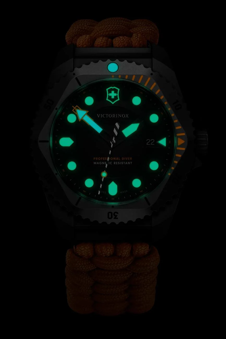 Victorinox Watch - Dive Pro Quartz Titanium - Orange - Image 2